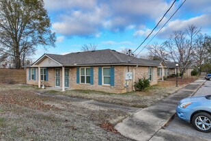 Eaglewood 8 Apartments in Covington, TN - Building Photo