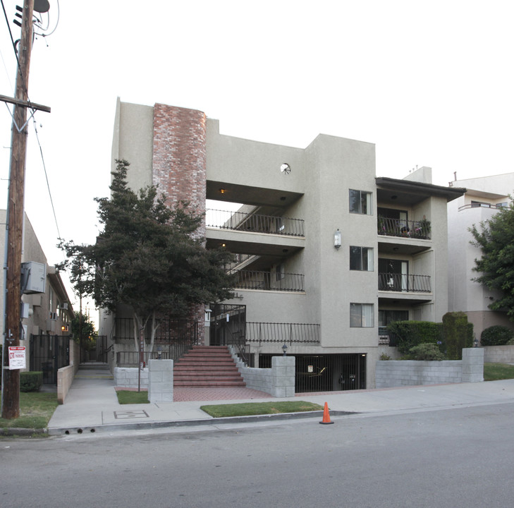 11941 Weddington St in Valley Village, CA - Building Photo