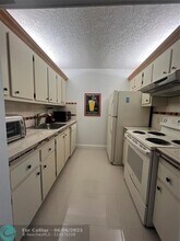 1301 SW 134th Way in Pembroke Pines, FL - Building Photo - Building Photo