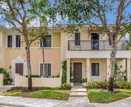 2500 Venetian Ct in Boynton Beach, FL - Foto de edificio - Building Photo