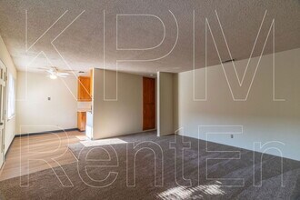 2174 Lucerne Ave in Stockton, CA - Building Photo - Building Photo