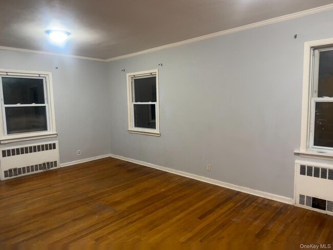 109-11 225th St in Queens, NY - Building Photo - Building Photo