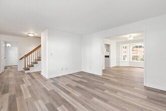 1017 John Paul Jones Dr in Stafford, VA - Building Photo - Building Photo