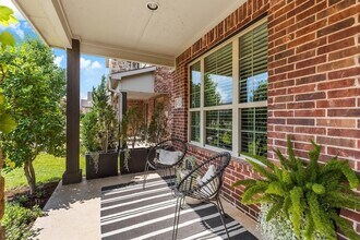 4520 Del Rey Ave in McKinney, TX - Foto de edificio - Building Photo