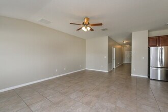 11220 Leland Groves Dr in Riverview, FL - Building Photo - Building Photo