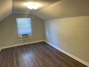 203 West Euclid Ave, Unit Loft Apartment in Chattanooga, TN - Foto de edificio - Building Photo