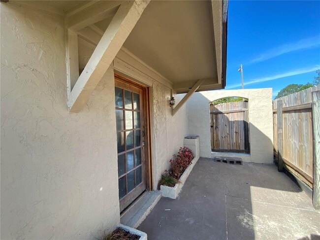 property at 1409 Madrid Way