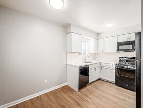 620 Riverview Dr in Columbus, OH - Building Photo - Building Photo