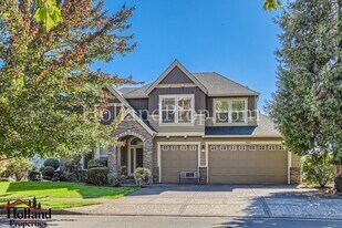 10944 SE Lenore St in Happy Valley, OR - Building Photo