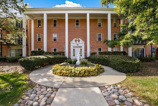 property at 5101 Carriage Way Dr