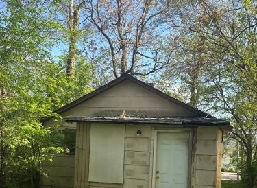 2615 W Hayes St in Peoria, IL - Building Photo - Building Photo