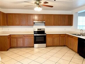 13718 Merseyside Dr in Pflugerville, TX - Building Photo - Building Photo