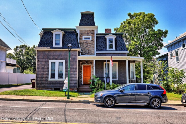 property at 495 Main St