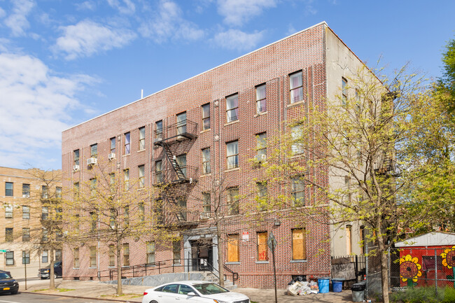 775 Blake Ave in Brooklyn, NY - Building Photo - Building Photo