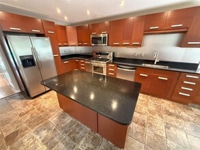 290 Sweetwater Trce in Roswell, GA - Building Photo - Building Photo