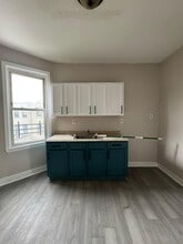 77 Grant Ave, Unit 3 in Jersey City, NJ - Building Photo - Building Photo