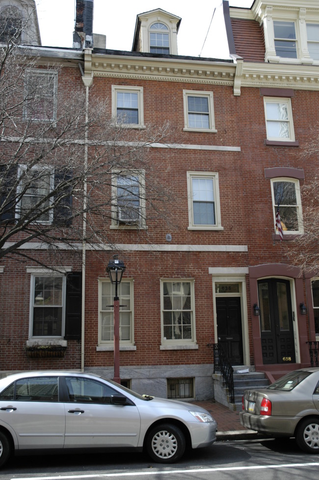 636 Spruce St in Philadelphia, PA - Building Photo - Building Photo