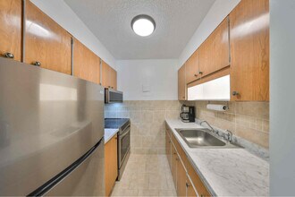 525 9th Ave N in St. Petersburg, FL - Building Photo - Building Photo