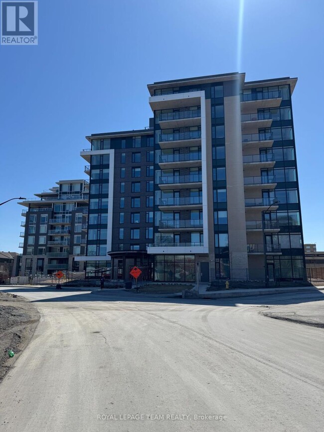 360 Deschâtelets Ave.