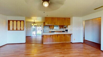 20310 Coral Cir in Hilmar, CA - Foto de edificio - Building Photo