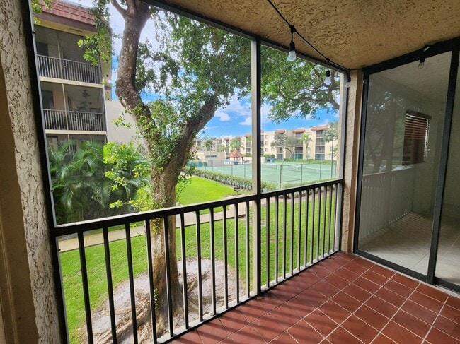 property at 10451 W Broward Blvd