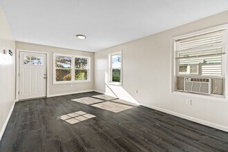 3 1/2 Baltimore St in Providence, RI - Building Photo - Building Photo