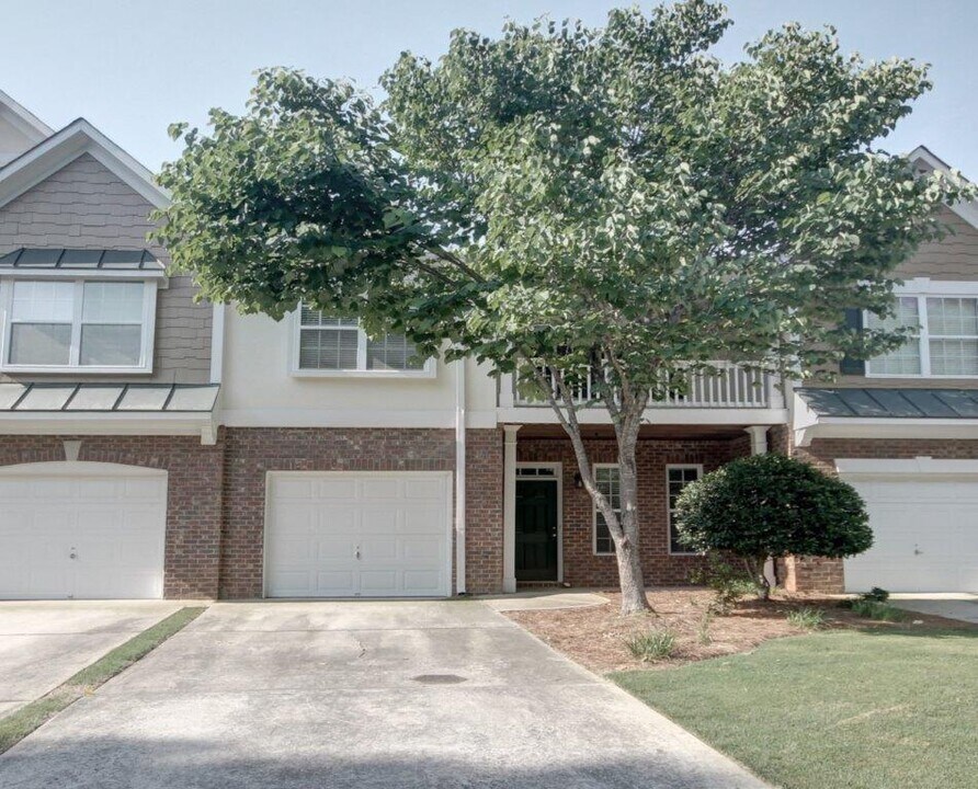 453 Grayson Way in Alpharetta, GA - Foto de edificio
