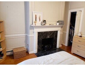 14 Lindall Pl, Unit 2 in Boston, MA - Building Photo - Building Photo