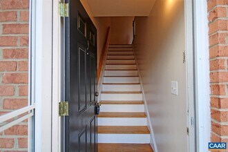 2114 Ivy Rd-Unit -9 in Charlottesville, VA - Building Photo - Building Photo