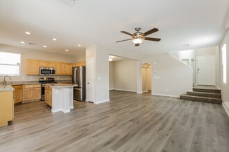 9278 Sterling Hill Ave in Las Vegas, NV - Building Photo - Building Photo