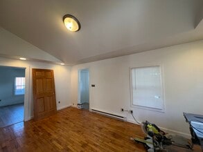 1213 N Gillett St, Unit 1213 in Appleton, WI - Building Photo - Building Photo