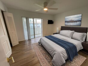 49 Sussex B in West Palm Beach, FL - Building Photo - Building Photo
