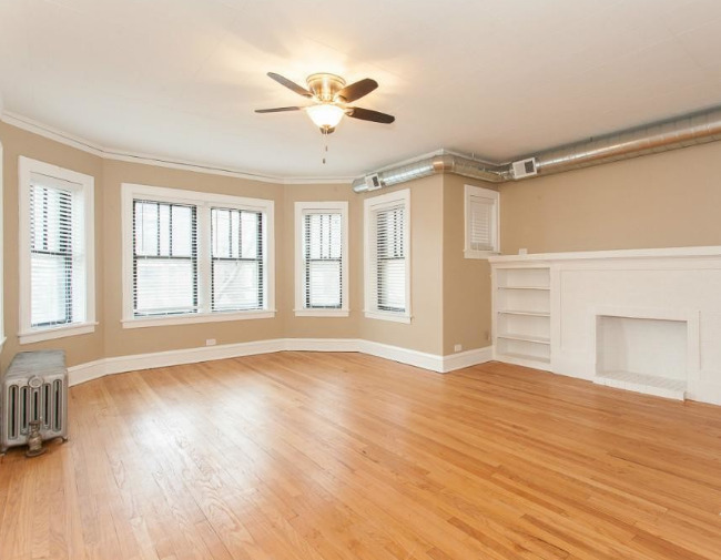 1424 W Winona St in Chicago, IL - Building Photo