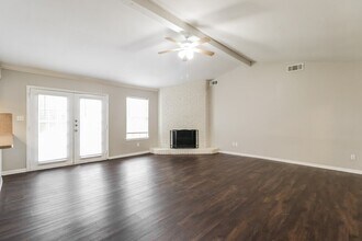 2703 Wood River Rd in Spring, TX - Building Photo - Building Photo