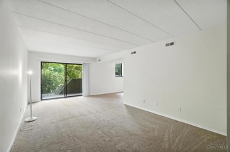 456 Grand Ave, Unit 2 in Cincinnati, OH - Building Photo - Building Photo