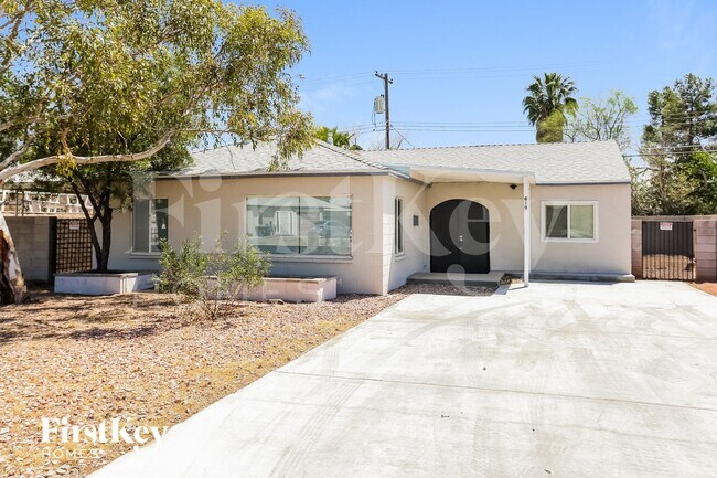 property at 619 Essex E Dr