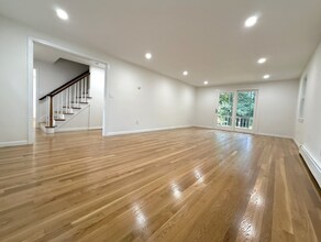 5 Middle St in Lexington, MA - Building Photo - Building Photo