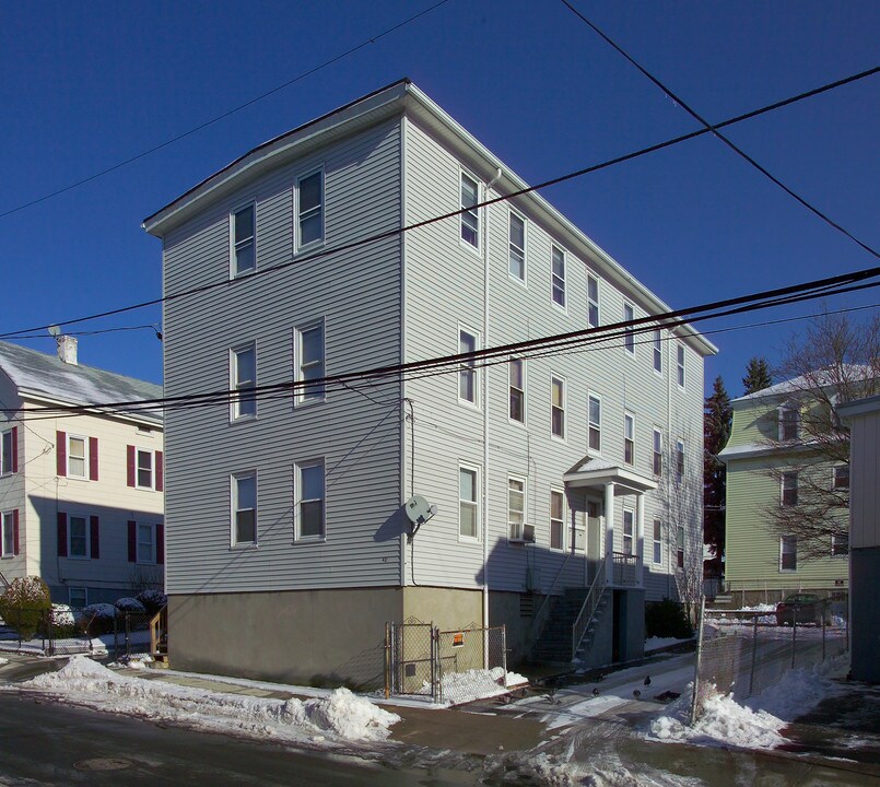 41 Orange St in Fall River, MA - Foto de edificio