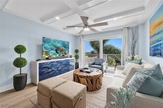 1300 Gulf Shore Blvd N in Naples, FL - Building Photo - Building Photo