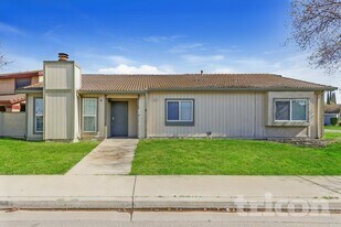 3400 Suffolk Dr in Ceres, CA - Building Photo