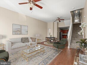 1028 N Eden St in Baltimore, MD - Building Photo - Building Photo