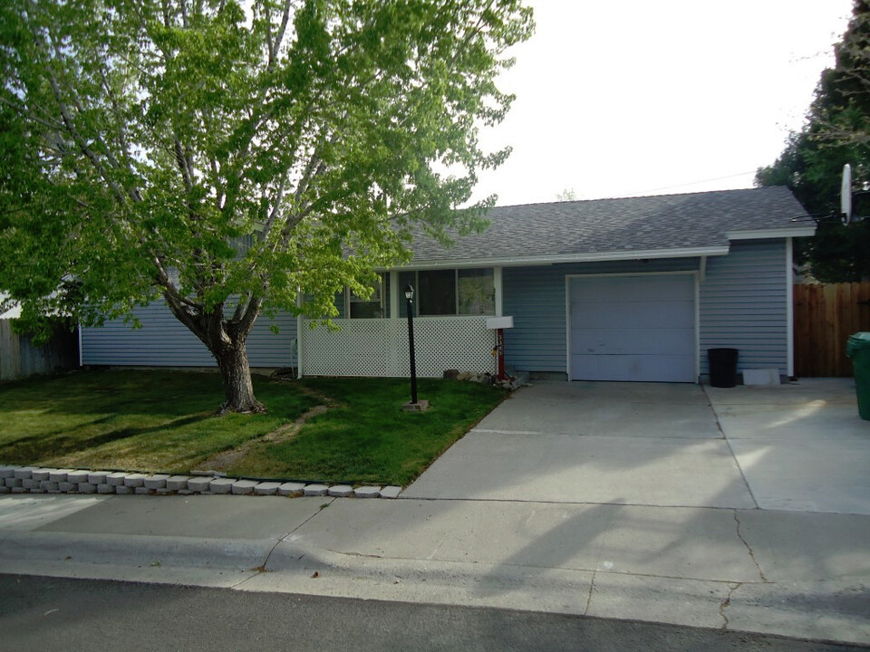 3385 Barbara Cir in Reno, NV - Building Photo