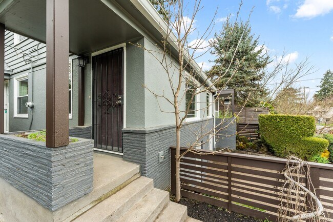 1439-1439 NE Mason St in Portland, OR - Foto de edificio - Building Photo