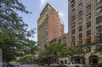 121 W 72nd St in New York, NY - Building Photo - Building Photo