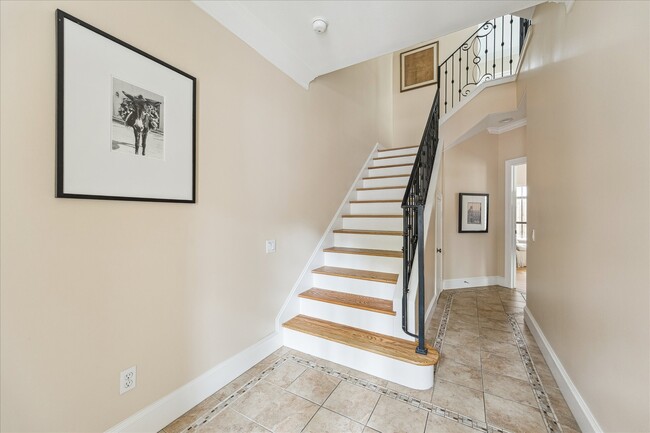 property at 3515 Yupon St