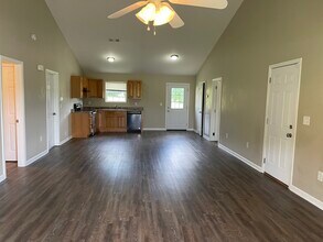 1412 E Church St in Greeneville, TN - Building Photo - Building Photo
