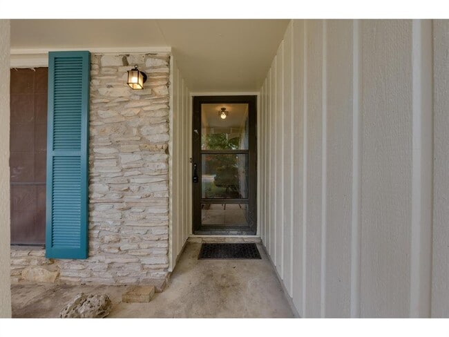 3406 Norwood Hill Rd in Austin, TX - Building Photo - Building Photo