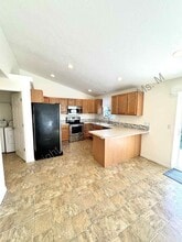 5155 Alpha St SE in Salem, OR - Building Photo - Building Photo