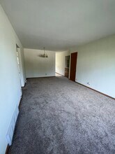 7319 W Tripoli Ave, Unit 2 in Milwaukee, WI - Building Photo - Building Photo
