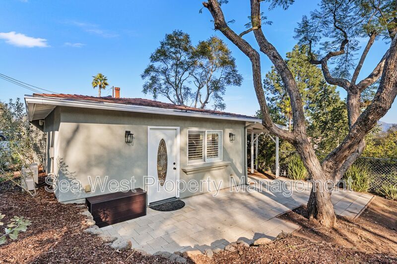 3267 Bernardo Ln in Escondido, CA - Building Photo